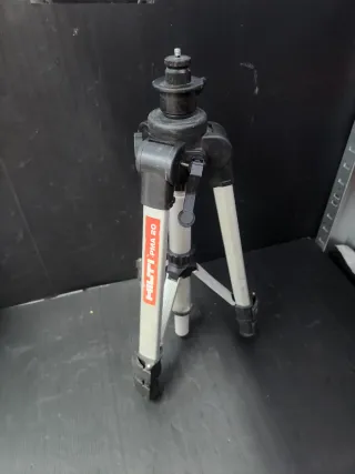 Trípode Hilti PMA 20