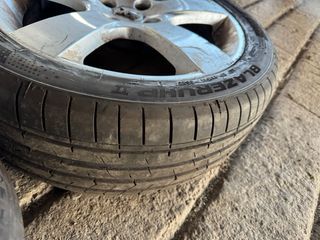 Llantas Peugeot 17 con neumáticos