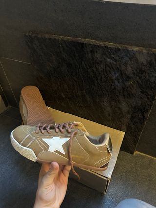 Golden Goose Marrones Talla 38