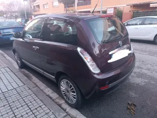 Lancia Ypsilon 2011