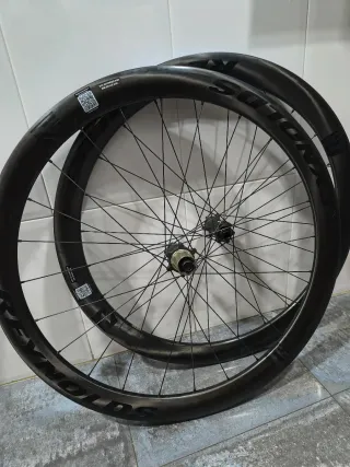 Ruedas Reynolds AR 46DB Carbono Nuevas