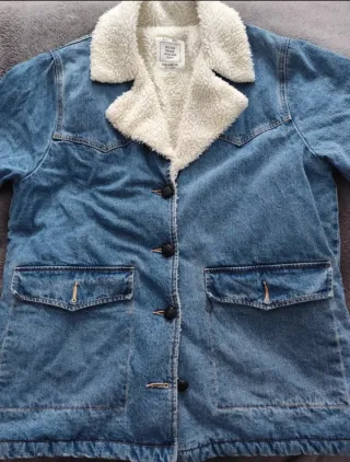 Cazadora vaquera Pull&Bear forrada