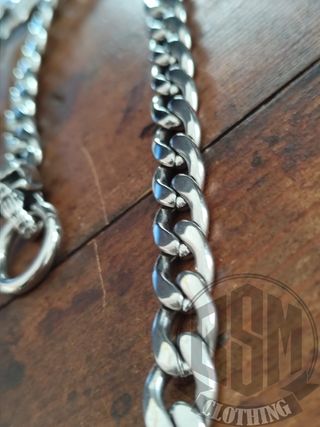 Catena portafoglio in metallo con teschio