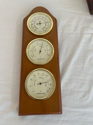 Barómetro y Radio Madera Antiguos