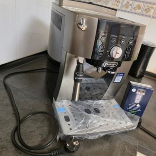 Cafetera DeLonghi Magnifica S Smart