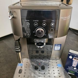 Cafetera DeLonghi Magnifica S Smart