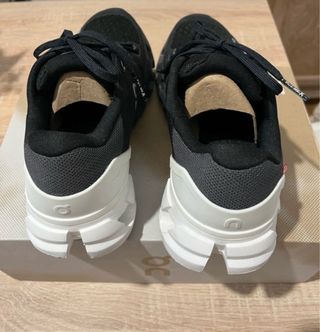 Tenis On Running Cloud Negro/Blanco