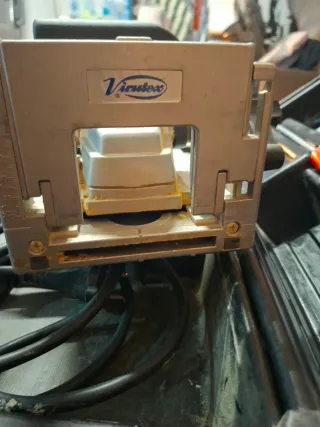 Engalletadora Virutex AB111N