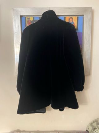 Abrigo Mouton Piel Alta Peletería Negro