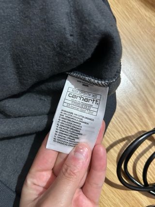 Casaco Carhartt com capuz