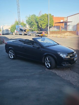 Opel Astra 2.0 turbo 200 CV twin top