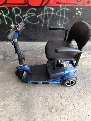Scooter movilidad reducida azul