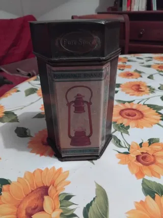 Scatola porta spezie in latta vintage