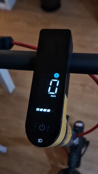 Patinete Xiaomi Scooter 4