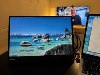 Lenovo ThinkVision M14T Gen2 Monitor Portátil