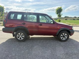 Nissan Terrano II