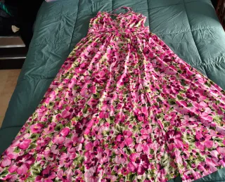 Vestido largo floral rosa y verde