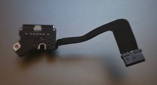 Conector DC Power Apple MacBook A1502 2835 2875