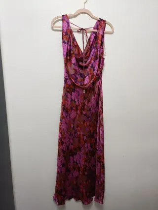 Vestido largo Zara flores satinado Talla L