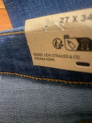 Calça ganga Levi's 724 High Rise Slim Straight