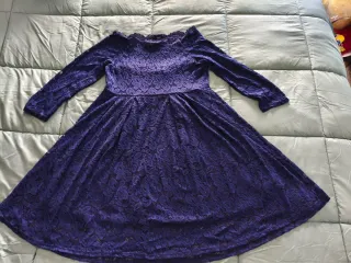 Vestido azul de encaje