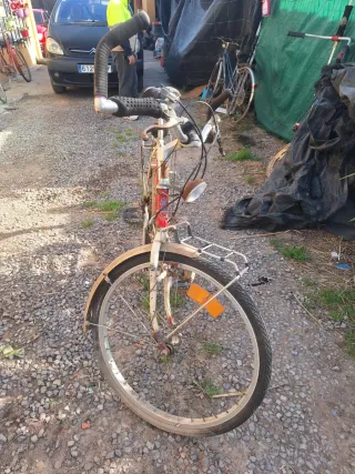 Se vende bicicletas antiguas 643697668