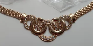 Conjunto bisutería oro con pedrería