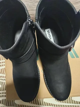 Botines SENDA Negros