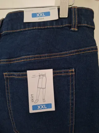 FALDA TEJANA DE MUJER