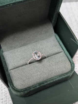 Anillo Oro Aguamarina y Diamantes