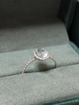 Anillo Oro Aguamarina y Diamantes