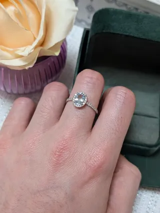 Anillo Oro Aguamarina y Diamantes