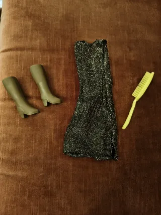 Abito Vestitino vintage Barbie con stivali e petti