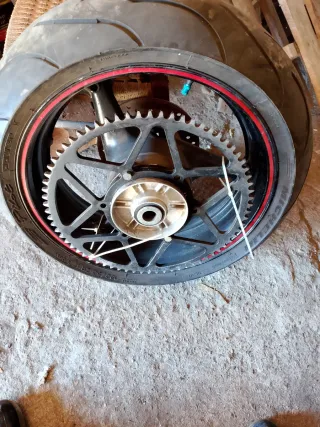 Cerchio Posteriore Honda CBR 954 con Corona