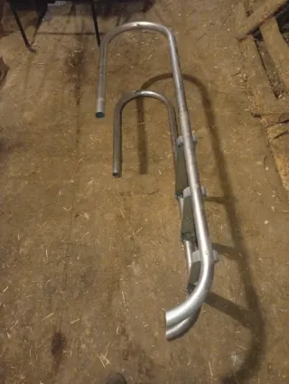 Escalera para piscina de metal