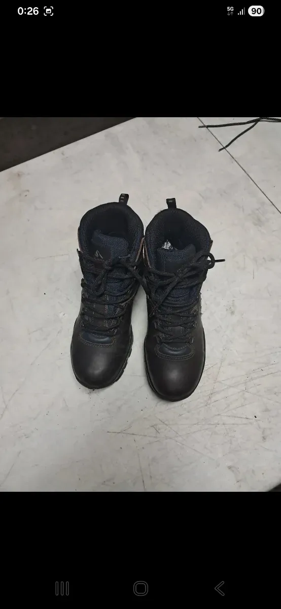 Botas de montaña T37