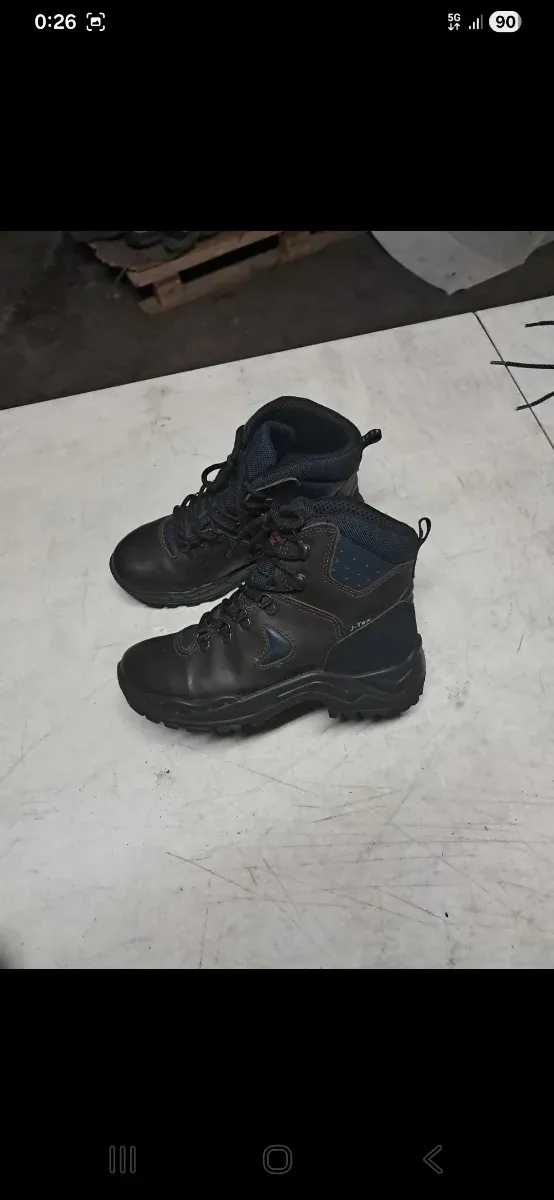 Botas de montaña T37