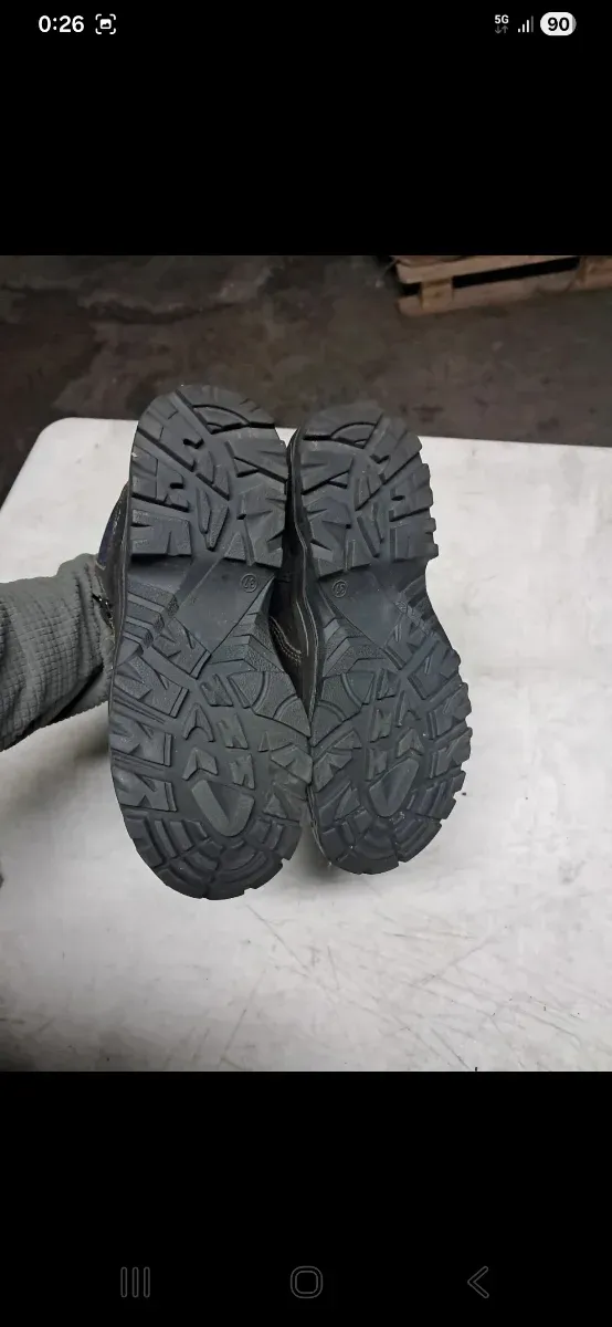 Botas de montaña T37