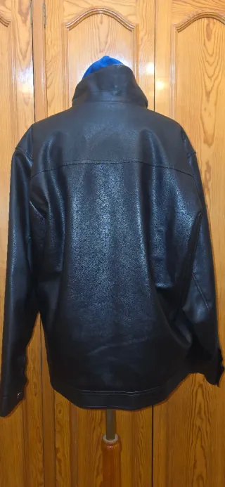 Chaqueta de piel hombre negra