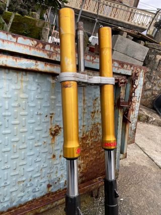 Horquillas Showa Invertidas Doradas