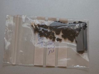 Conj Parafafusos MacBook Pro Retina A1502 EMC 2835