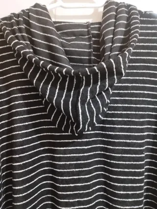 Preciosa sudadera para mujer con capucha