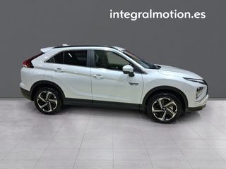 Mitsubishi Eclipse Cross PHEV Kaiteki 4WD