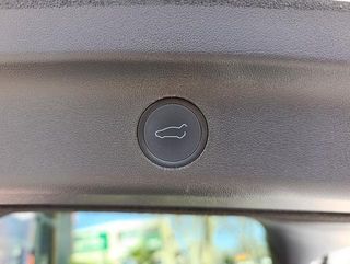 Tesla Model Y Gran Autonomía 4WD 350 kW (476 CV)