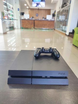 PS4 Fat + DualShock Seminuevo