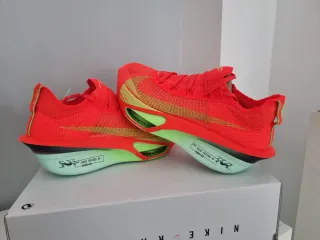 T43 Nike Zoom Alphafly Next% 3 Rojas