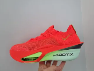 T43 Nike Zoom Alphafly Next% 3 Rojas