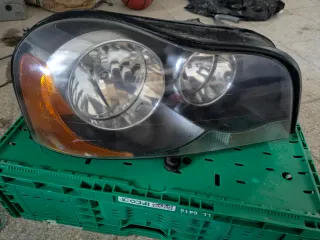 Faróis frente Volvo XC90 2003