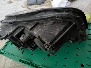 Faróis frente Volvo XC90 2003