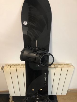 Snowboard Burton family tree hometown hero 156